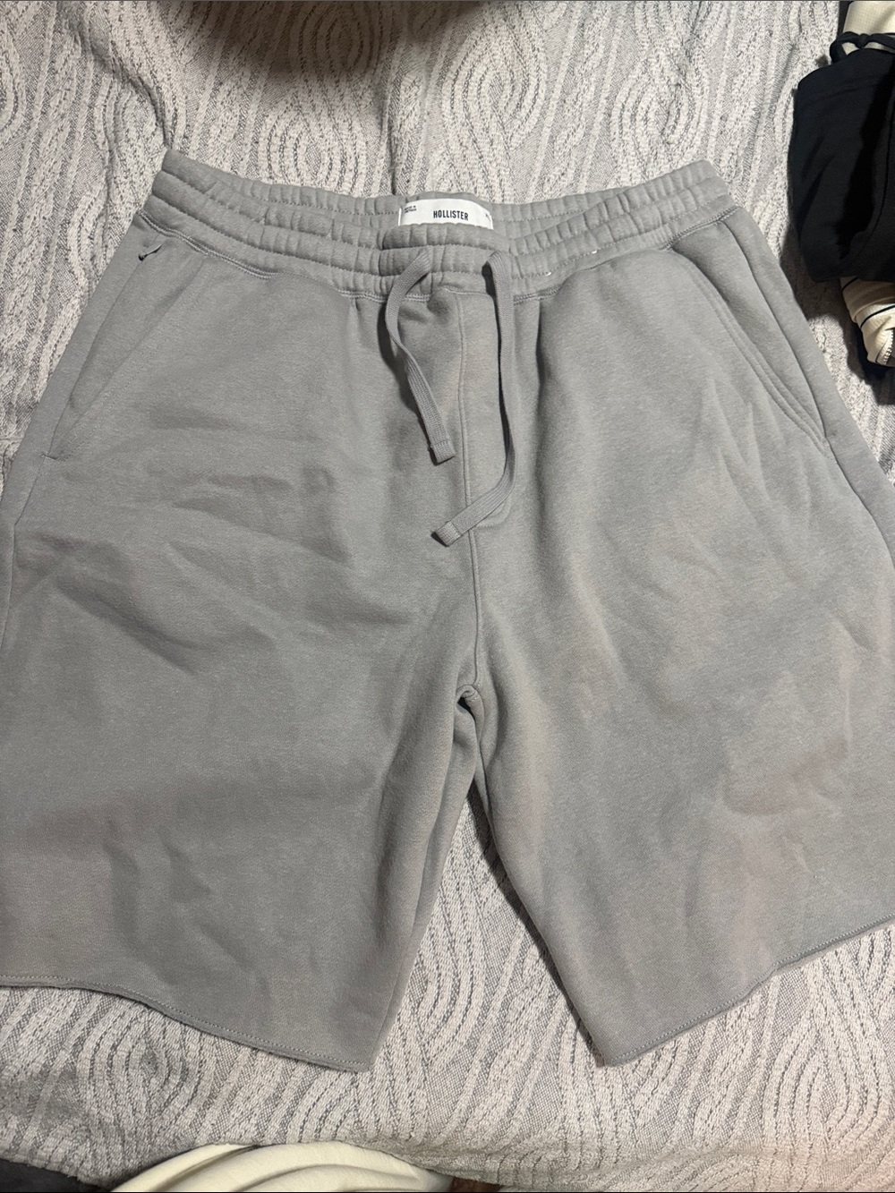 Hollister Men's Light Gray Athletic Fleece Shorts